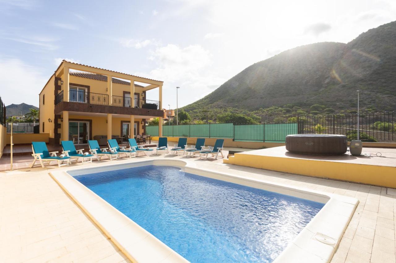 Classbnb - Exclusive Villa With Private Pool 1 Kilometer From Los Cristianos Beach Екстер'єр фото