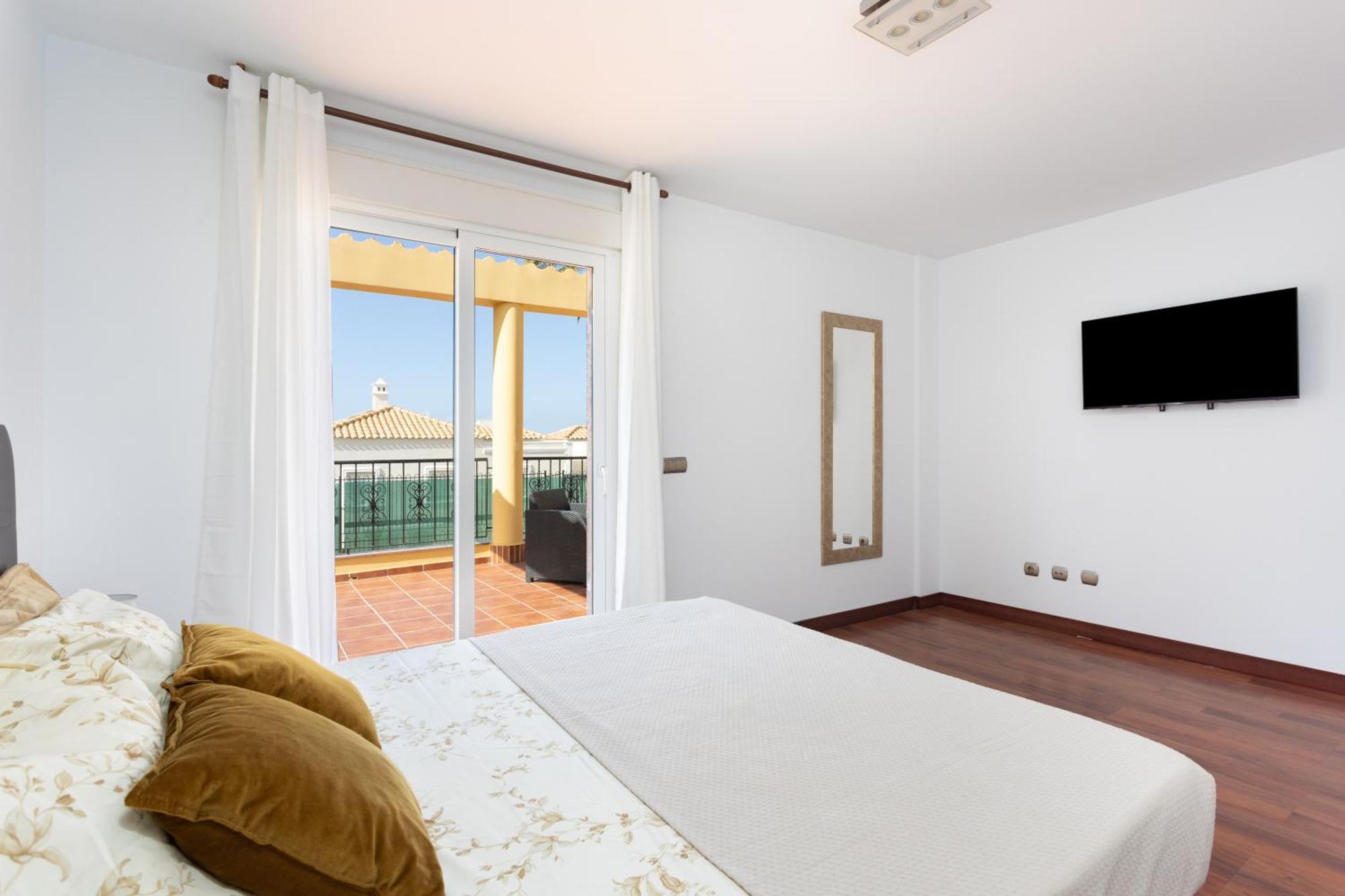 Classbnb - Exclusive Villa With Private Pool 1 Kilometer From Los Cristianos Beach Екстер'єр фото